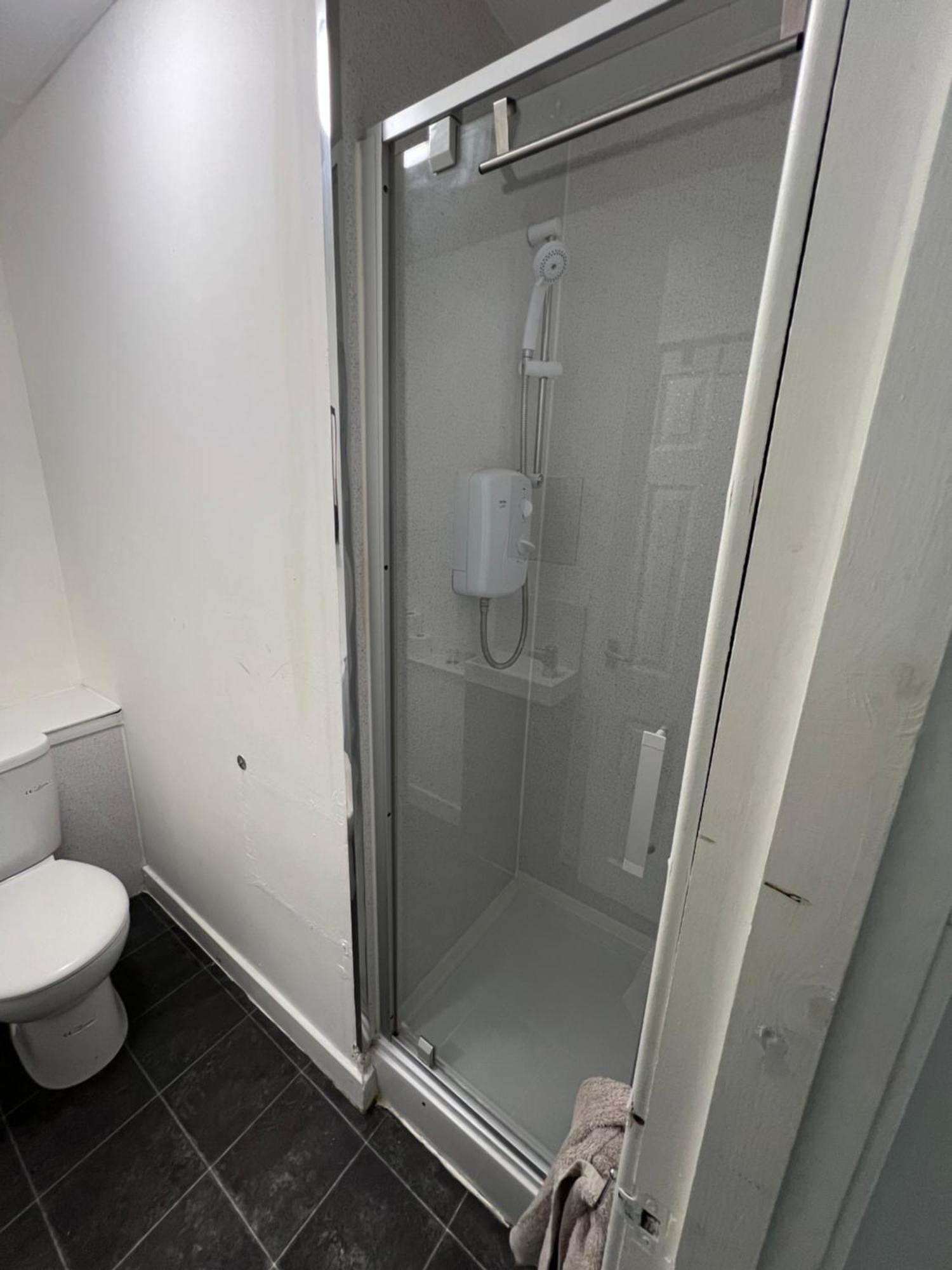 Great Western Road Studio With En Suite Glasgow Buitenkant foto